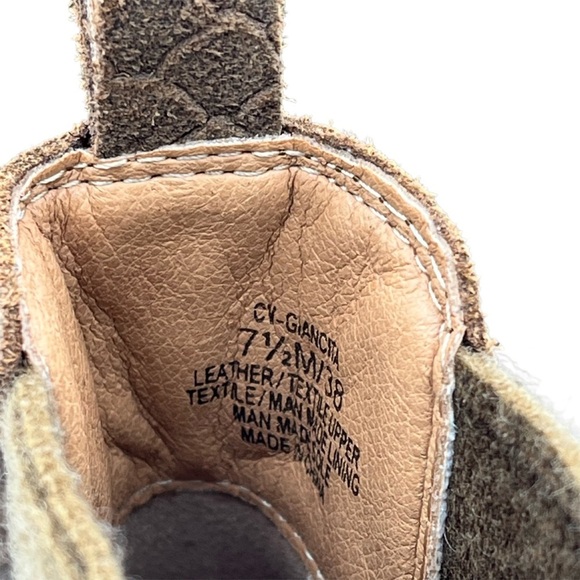 Crown Vintage Women Giancita Chelsea Bootie, Snake Print, Size 7.5, Camel - Picture 10 of 10